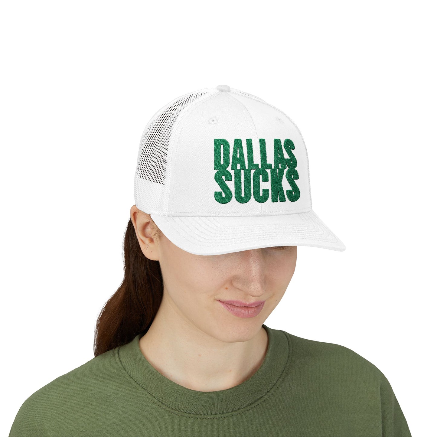 Eagles Sparkling ‘Dallas Sucks’ Trucker Cap